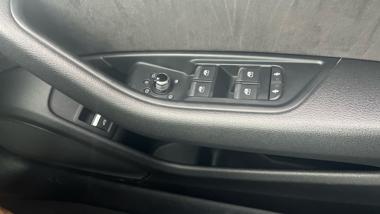 Audi A5 35 TFSI S Line 5dr S Tronic Petrol Hatchback